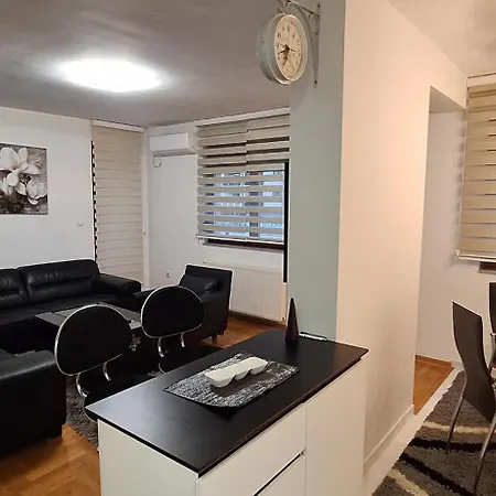 Family Place Apartman Donje Mladice
